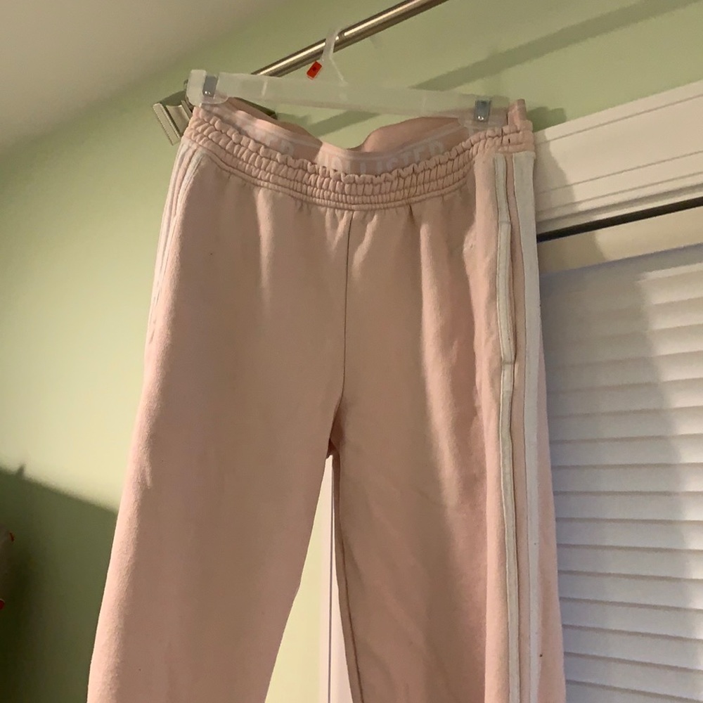 Hollister sweats
